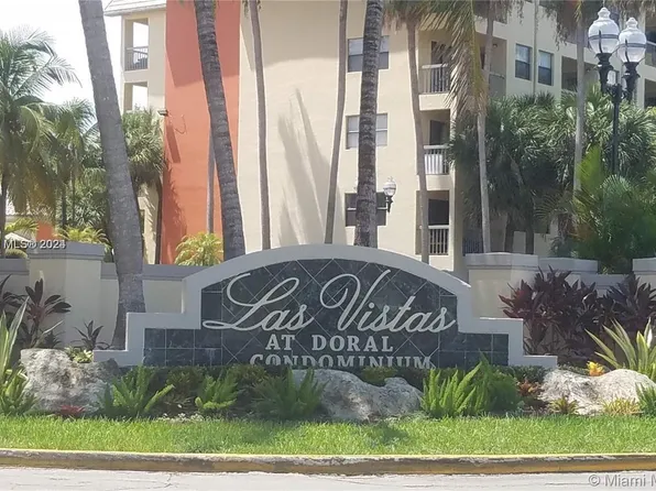 8255 Lake Dr APT 204, Doral, FL 33166