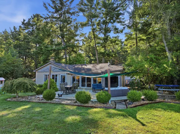 4174 Wilson Beach Rd, Twin Lake, MI 49457