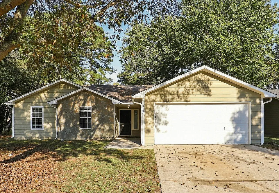 1320 Foxvale Dr