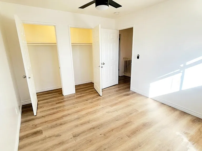 6542 S Victoria Ave — Photo 12