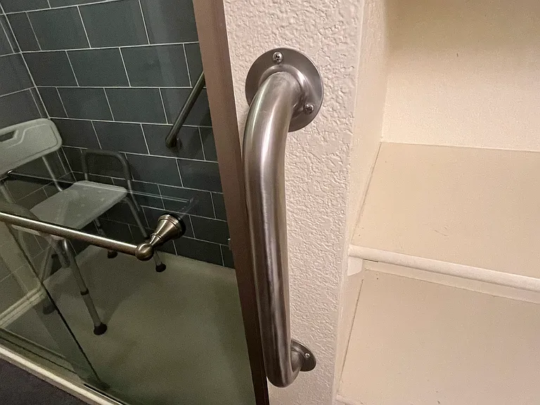 Handicapped friendly shower.