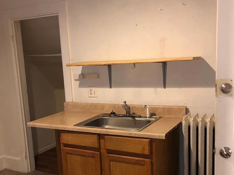 1617 Van Lennen Ave #1 — Photo 5