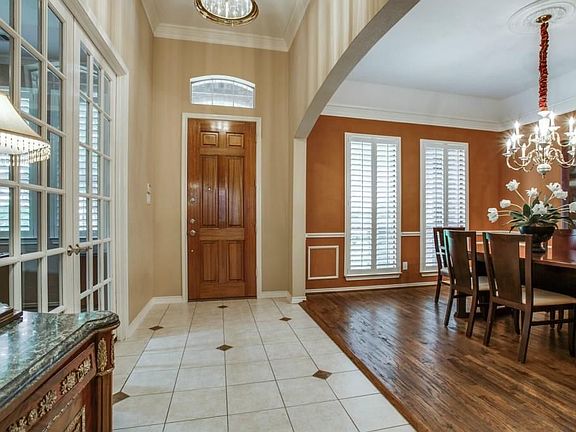 3rd image of 3501 Deerwood Ct