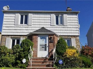 75-31 183rd St, Fresh Meadows, NY 11366