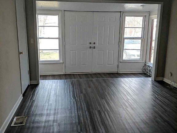 5th image of 1709 D Ville Dr