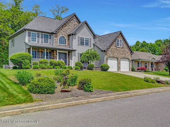 508 Sandie Ln, Scranton, PA 18519