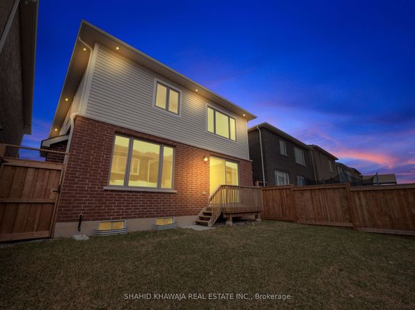 1411 Buckthorn Gdns, Milton, ON L9E 1P9