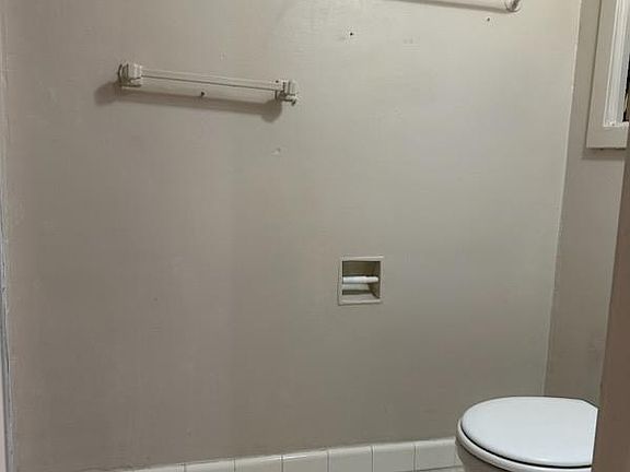 bathroom with shower stall