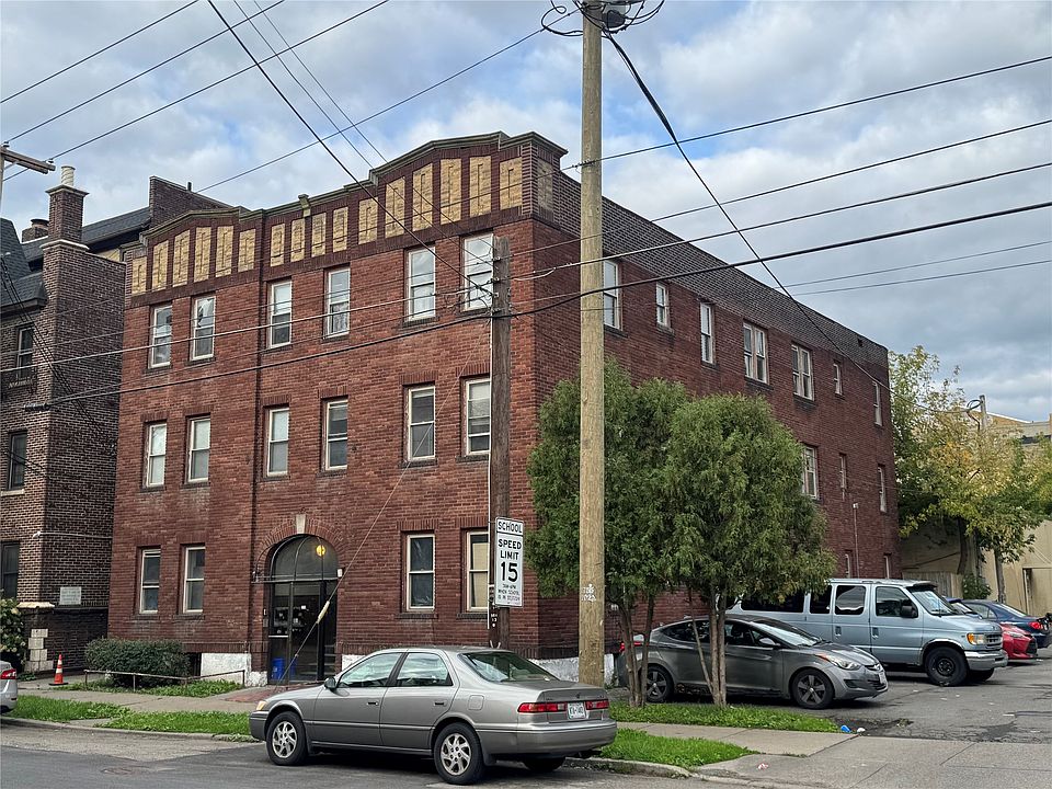 1st image of 111 Oak St