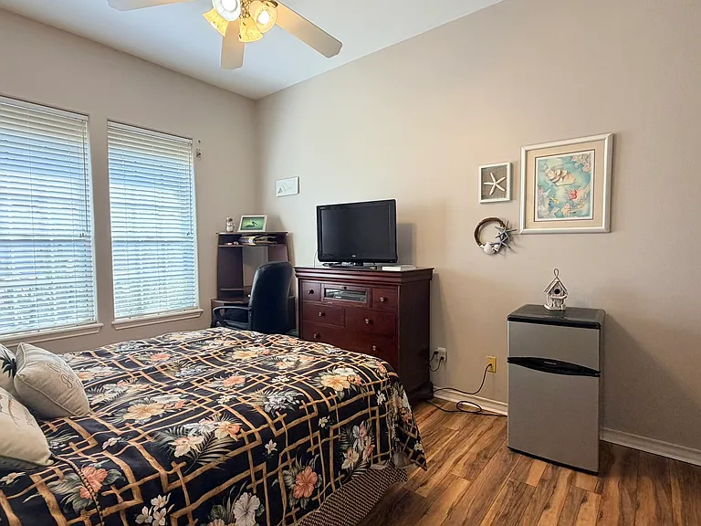 13806 Primavera Dr — Photo 20