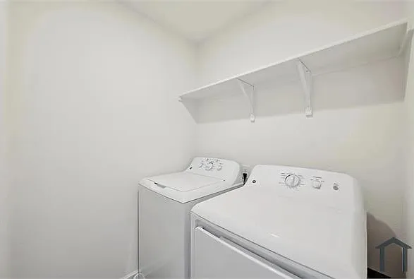 5730 Roadhouse Dr — Photo 5