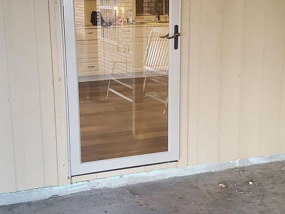 2nd image of 4435 Diamondhead Dr