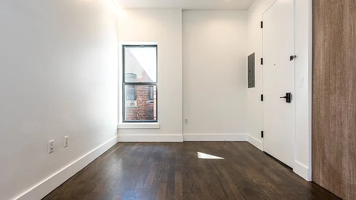 Rented by Nooklyn NYC LLC | media 17