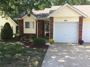 427 Cambridge Pl, Saint Peters, MO 63376