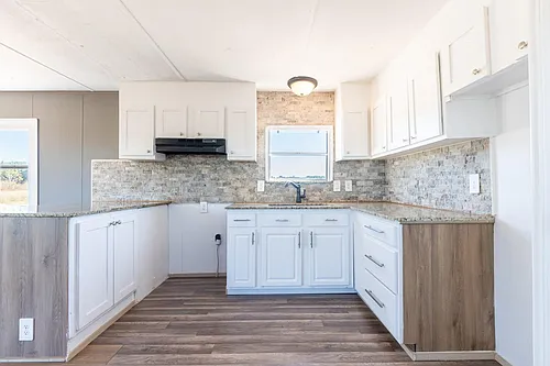 125 Road 5814 Photo 1