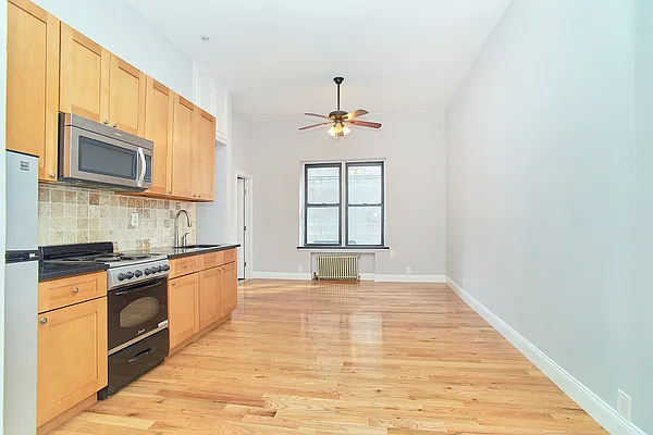 Rented by Living New York | media 10