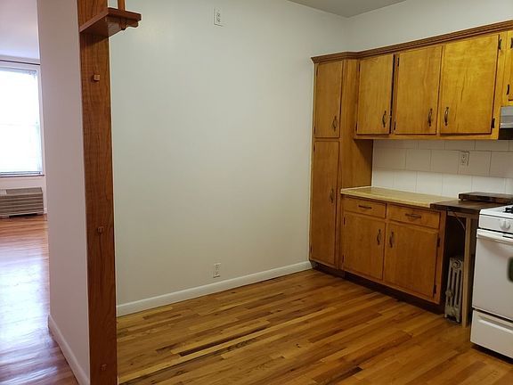 2nd image of 31-62 36th St #3