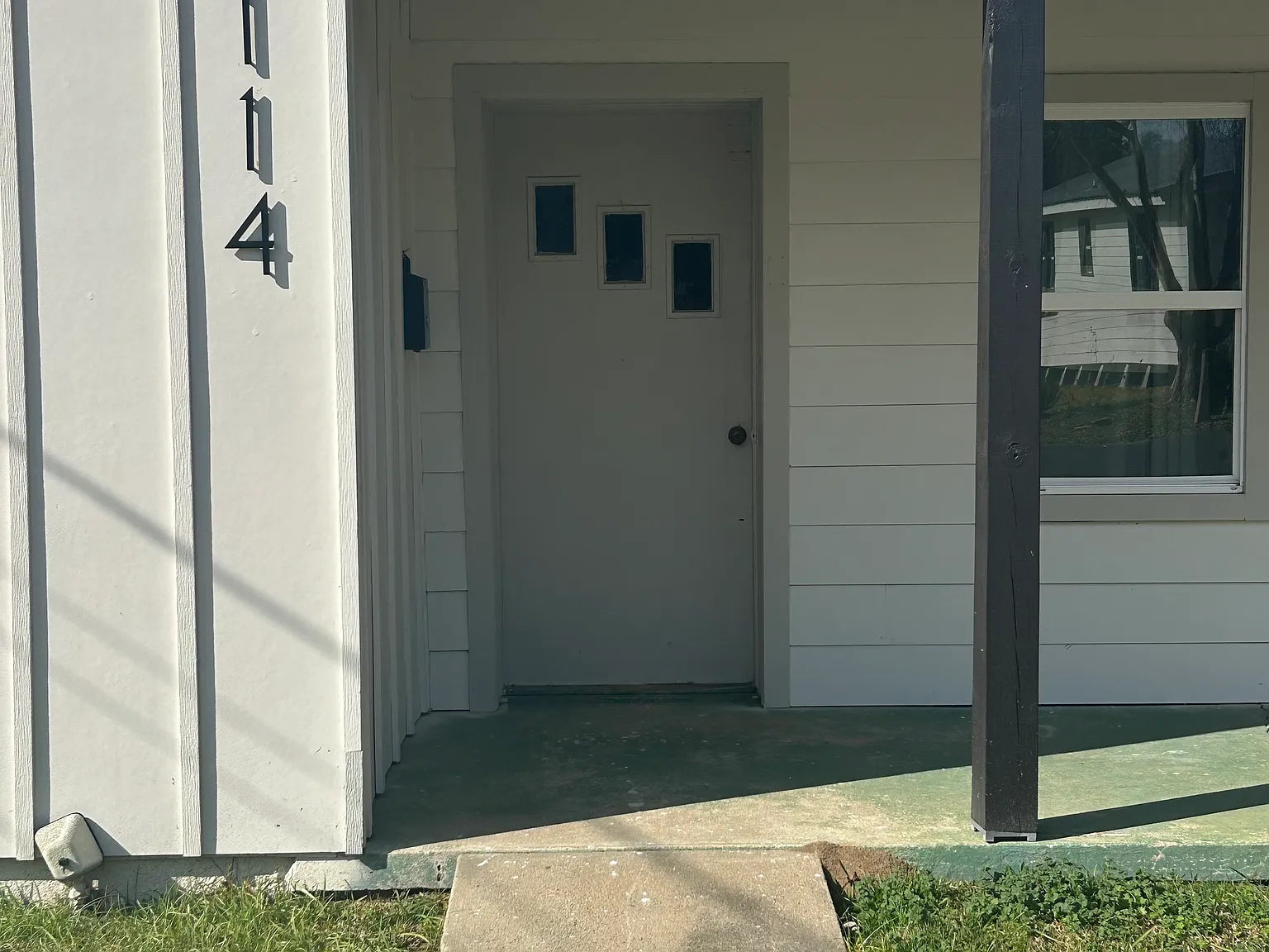 3 bed, 1800 sqft, $2,300 — Photo 2