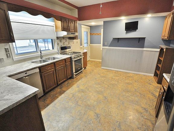 4th image of 1101 N 30th St