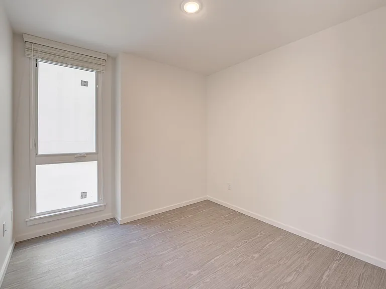 Viola Apartments — Photo 65