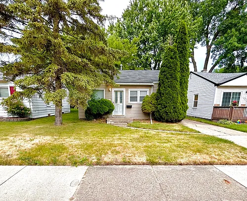 13797 Hendricks Ave Photo 1