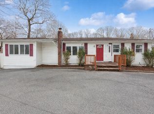 103 W Yaphank Rd, Coram, NY 11727