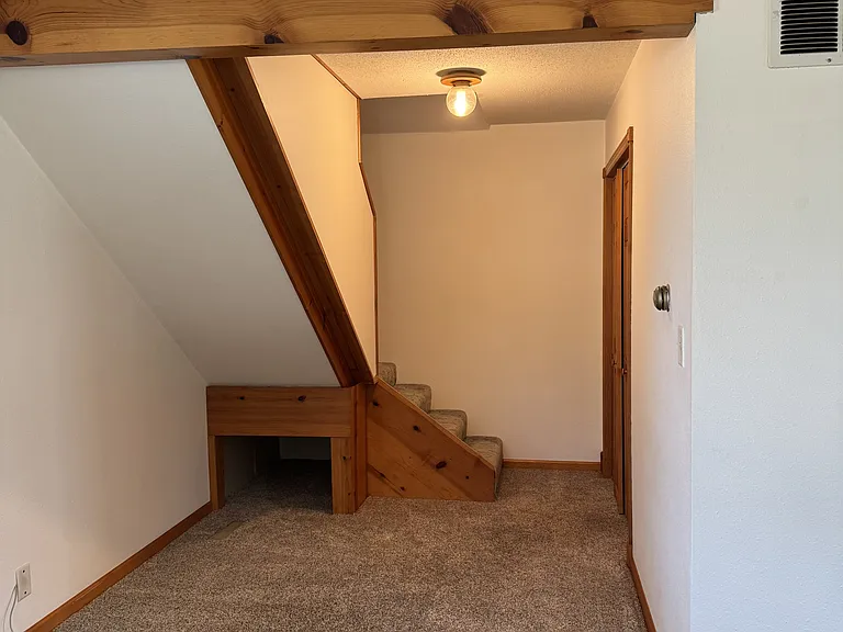 1020 N 5th Ave — Photo 14