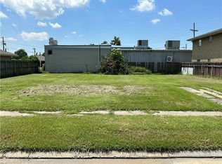 2520 Mumphrey Rd, Chalmette, LA 70043