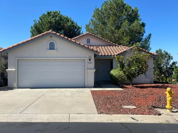2401 Columbine Dr, Alpine, CA 91901