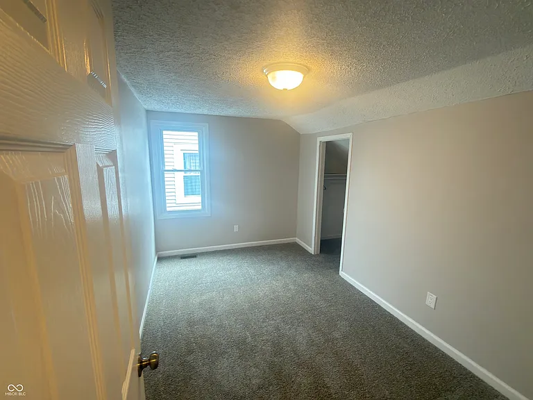2822 E Michigan St — Photo 9