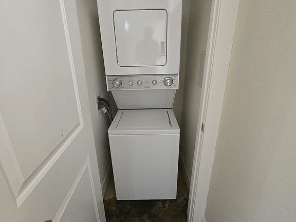 4th image of 7 W 13th St Unit 1