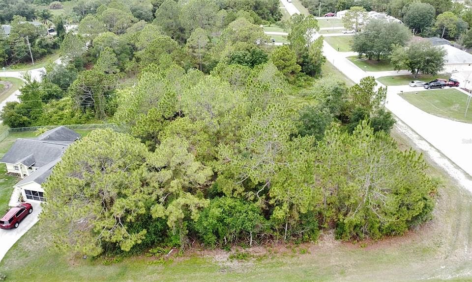 1st image of Ascot Dr