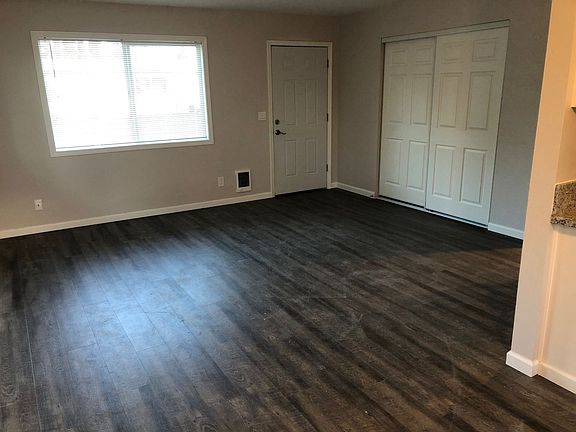 3rd image of 2231-2245 E St #2a0816096