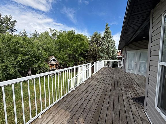 5th image of 42A Red Deer Ave