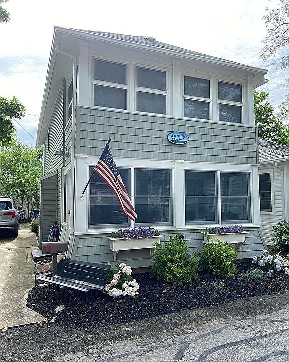 1st image of 177 Oak Ave