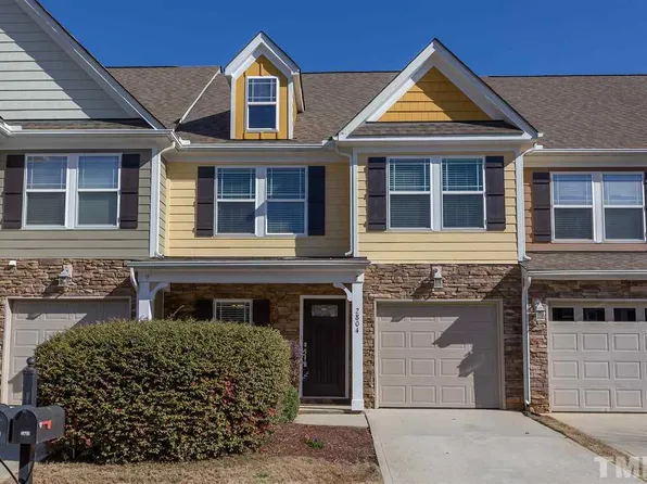 2804 Bartlett Cir, Hillsborough, NC 27278