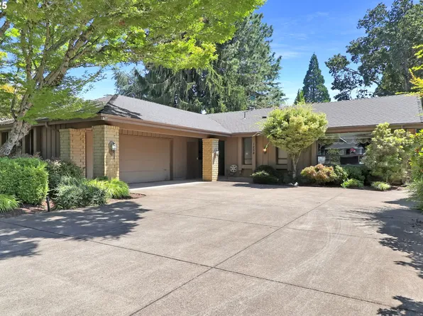 1254 Rio Glen Dr, Eugene, OR 97401