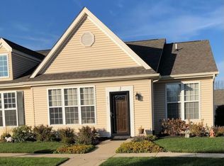 233 Edinburgh St, Valparaiso, IN 46385
