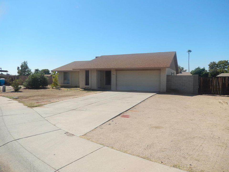 1st image of 1207 W Topeka Dr