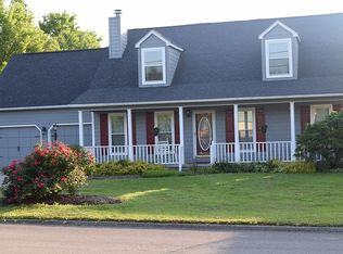 1513 Secretariat Blvd, Knoxville, TN 37931