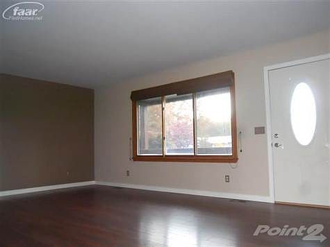 CAn you picture the Christmas tree here???