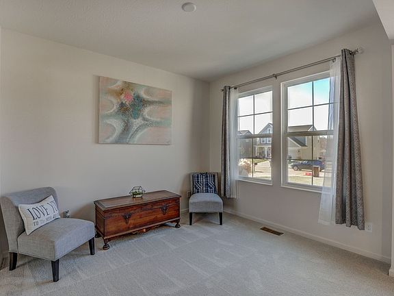 5th image of 1394 Poplartree Pl