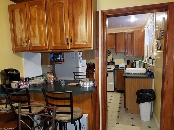 4th image of 54 W Main St #322
