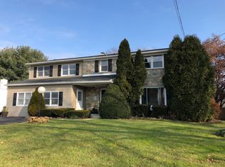 693 Cherry Tree Rd, Upper Chichester, PA 19014
