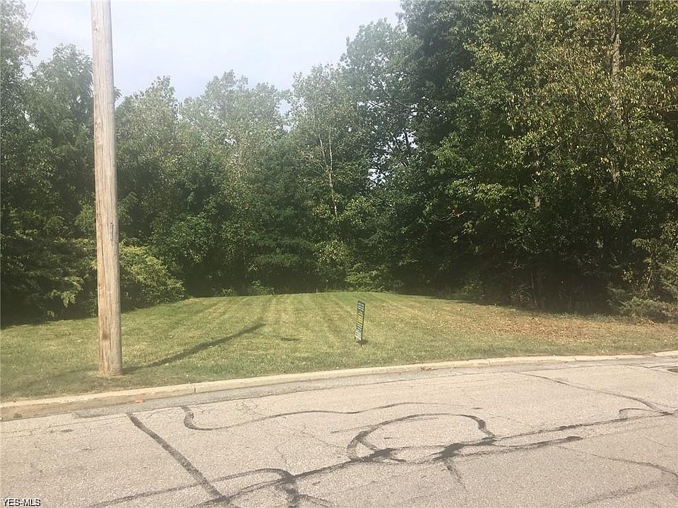 1st image of Beechwood Dr