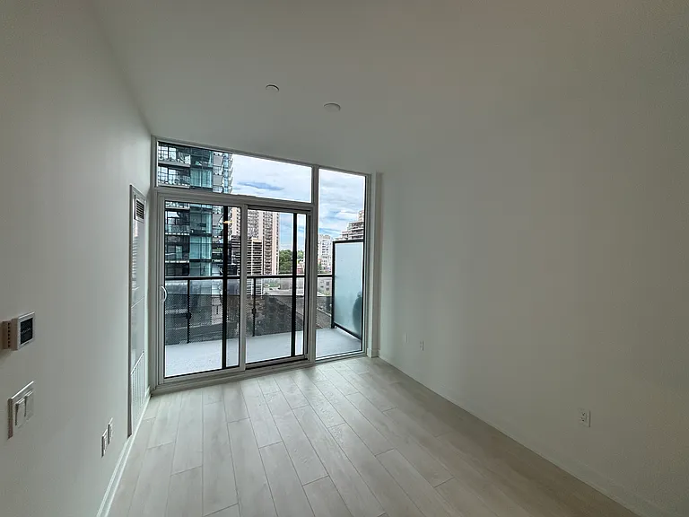 117 Broadway Ave — Photo 15