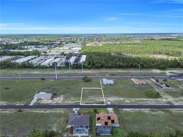 1011 NE 23rd TER, CAPE CORAL, FL 33909