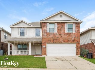 8057 Plateau Dr, Fort Worth, TX 76120