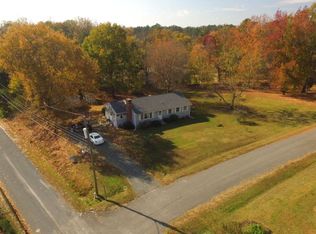 122 E Jefferson Ave, Warsaw, VA 22572