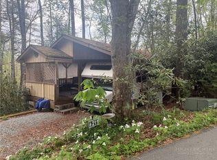211 Delphinium Lane, Newland, NC 28657